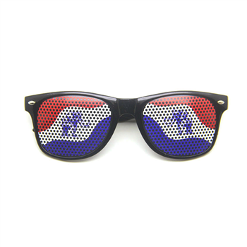 Print Pinhole Sticker Glasses