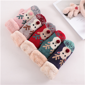Christmas Gloves