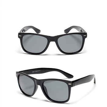 Set Of Sunglasses And Glasses Bag